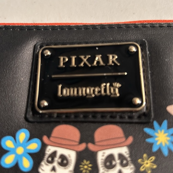 Loungefly Disney Pixar Coco Land of the Dead Family Small Zip Wallet - Picture 2 of 5